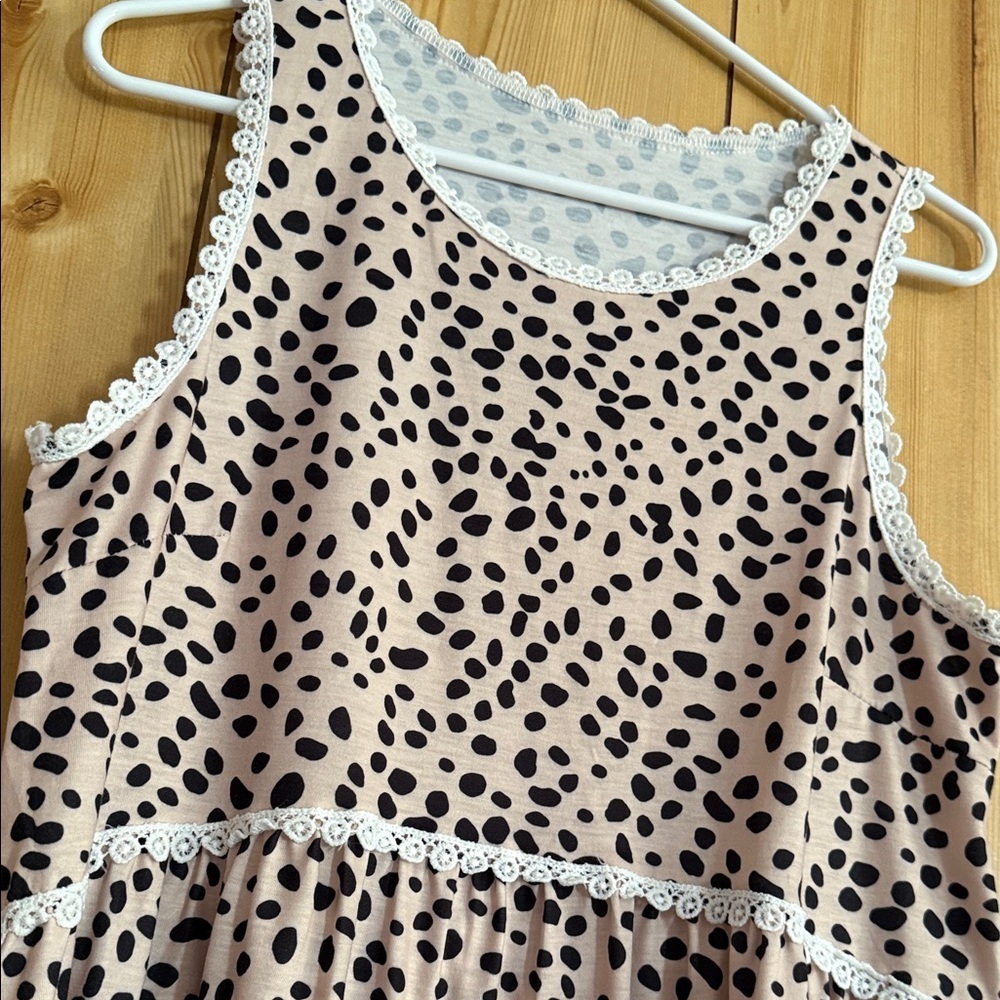 Sleeveless Tan and Black Polka Dot Tank Top with Lace Trim - Picture 2 of 5